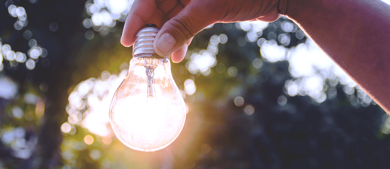 Foco con luz encendida